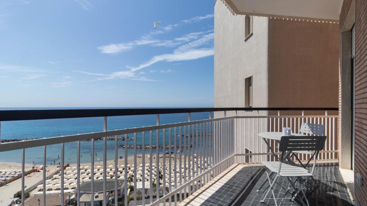 Апартаменты Italianway - Sant'Erasmo 3 Арма-ди-Таджа Экстерьер фото